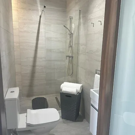 Beautiful Brend New アパート セント・ポールズ・ベイ