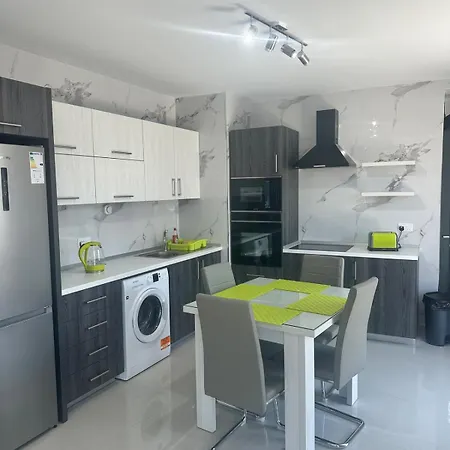 Beautiful Brend New * セント・ポールズ・ベイ