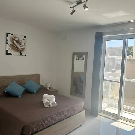 Beautiful Brend New * St. Paul's Bay